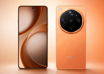 OPPO Find X9 Ultra rear camera setup with Hasselblad branding and quad lens system